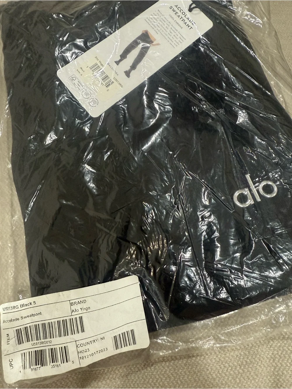 Alo Yoga Accolade sweatpants